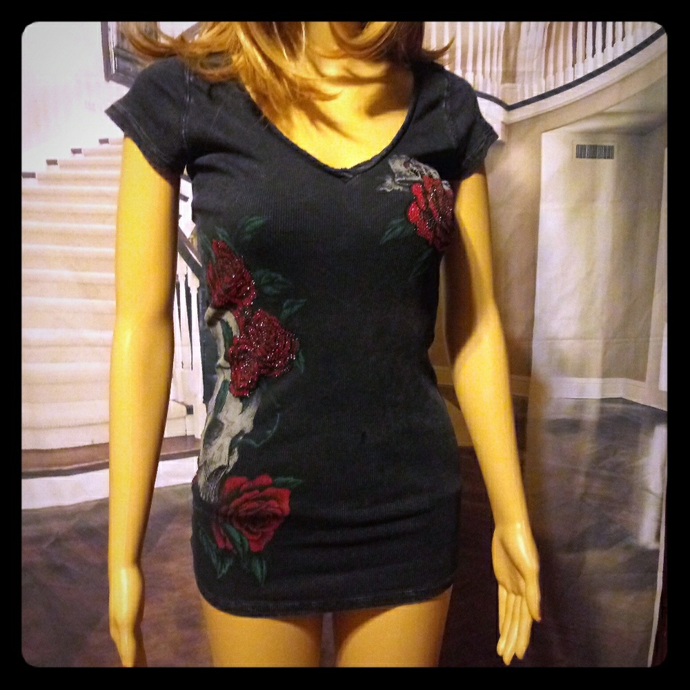Sinful skull and roses top M